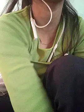 Neha Tyagi online show from November 21, 2025, 5:50 am