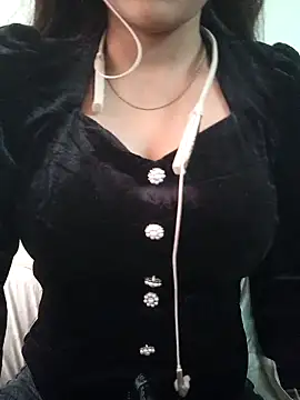 Neha Tyagi online show from November 22, 2025, 5:39 am