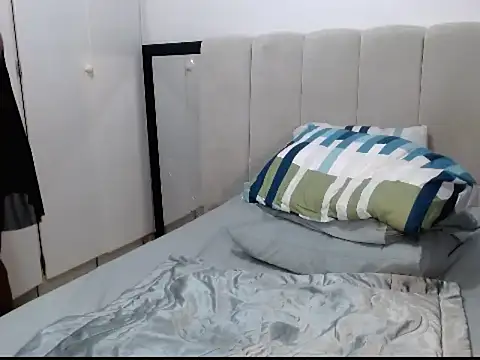 SplendidThalita online show from November 30, 2025, 11:09 pm