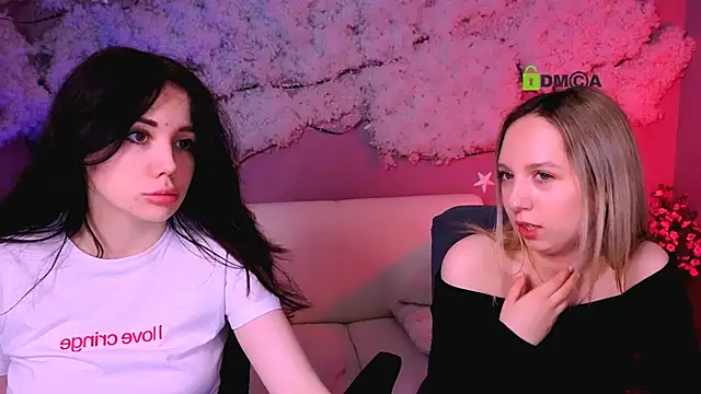 Snapshot of riley_sanders chatting on March 24, 2026, 8:25 pm riley sanders online show from March 24, 2026, 8:25 pm