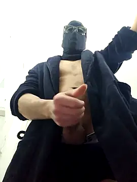 ValentRedfish online show from March 11, 2026, 3:07 pm