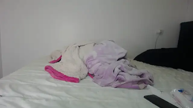 Snapshot of habdiela chatting on November 3, 2025, 8:15 am habdiela online show from November 3, 2025, 8:15 am