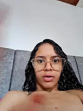 Snapshot of Britany_Sweety chatting on October 22, 2025, 7:46 pm Britany Sweety online show from October 22, 2025, 7:46 pm