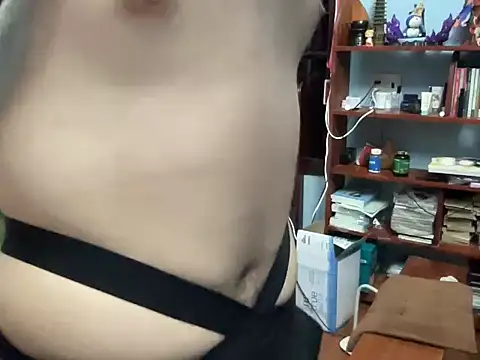 Snapshot of lahungdj12 chatting on November 8, 2025, 2:39 pm lahungdj12 online show from November 8, 2025, 2:39 pm