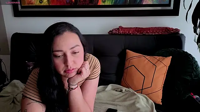 SujannaVarma  online show from April 22, 2026, 9:16 pm