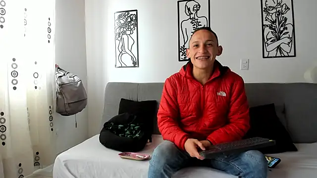 Masterblue hot online show from September 10, 2025, 2:39 pm