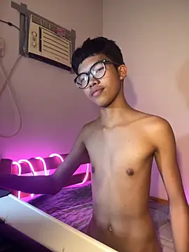 urcumjp online show from September 25, 2025, 6:50 am