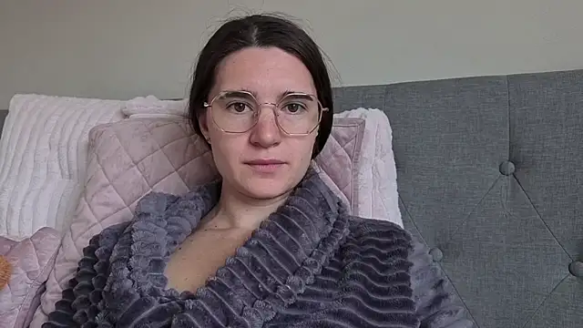 bambifarrina online show from February 23, 2026, 5:10 pm