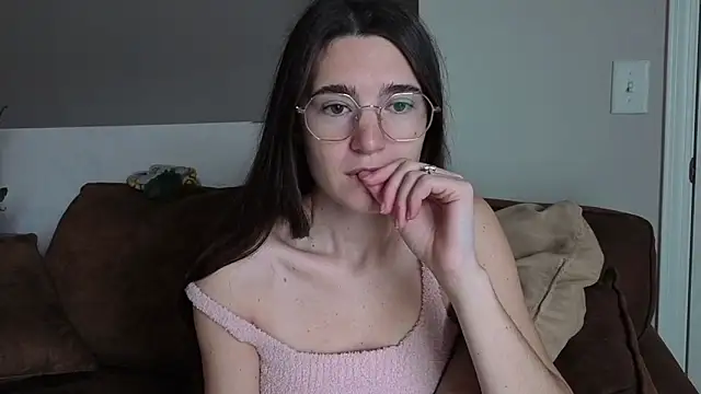 bambifarrina online show from March 6, 2026, 6:59 pm