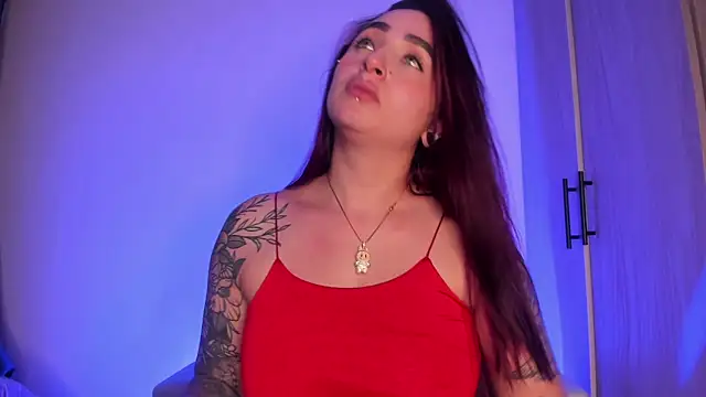 Snapshot of scarlett_Collinss chatting on December 17, 2025, 3:34 am scarlett Collinss online show from December 17, 2025, 3:34 am