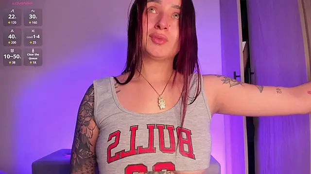 Snapshot of scarlett_Collinss chatting on December 18, 2025, 4:51 am scarlett Collinss online show from December 18, 2025, 4:51 am