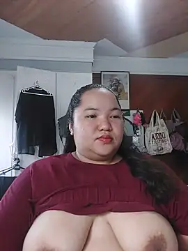 Snapshot of LianaCruzado chatting on June 12, 2026, 9:08 am LianaCruzado online show from June 12, 2026, 9:08 am