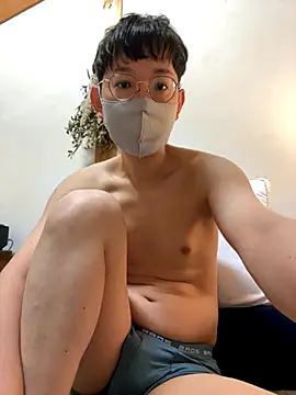 tom19899q online show from November 27, 2025, 9:17 pm