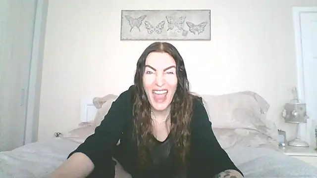 Snapshot of EllaKent chatting on January 10, 2026, 9:33 am EllaKent online show from January 10, 2026, 9:33 am