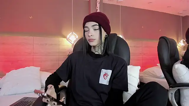 Snapshot of aa_lunit chatting on February 24, 2026, 1:31 pm aa lunit online show from February 24, 2026, 1:31 pm