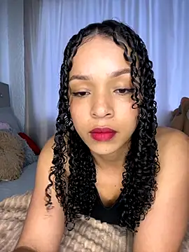 Yasmin777  online show from November 2, 2025, 10:12 pm