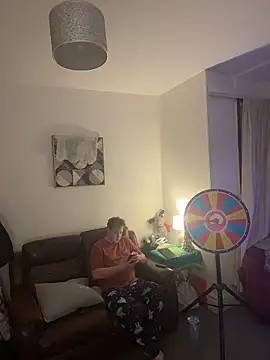 yourmaster2025 online show from November 11, 2025, 11:16 pm