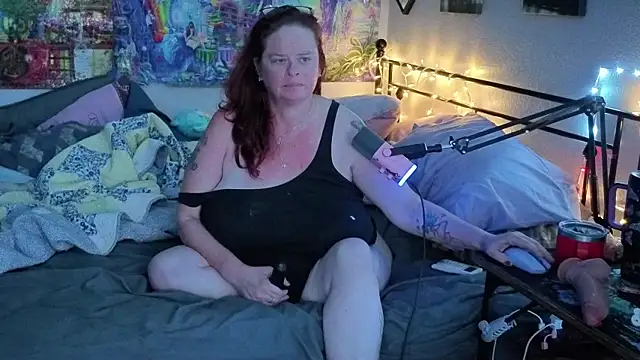 scarelett2372 online show from March 27, 2026, 10:26 am