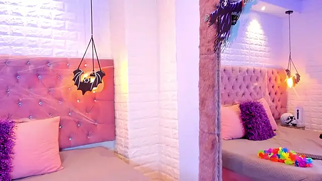 anette bennet online show from October 27, 2025, 7:29 pm