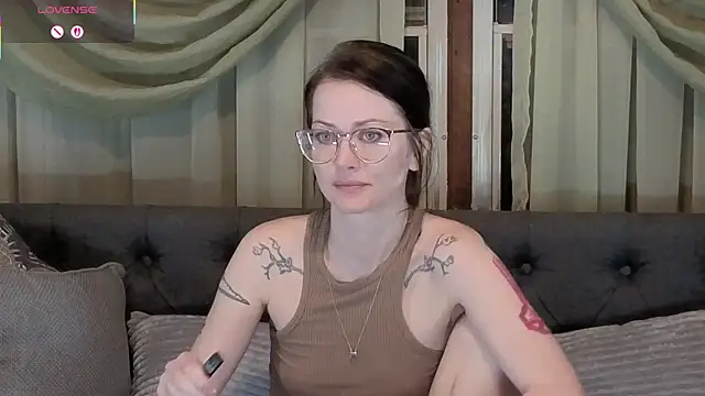 kohlbird online show from November 23, 2025, 12:43 am