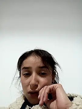 CandyFoxter  online show from November 6, 2025, 8:43 pm