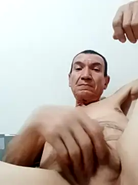 Snapshot of dionsa chatting on December 5, 2025, 1:47 am dionsa online show from December 5, 2025, 1:47 am