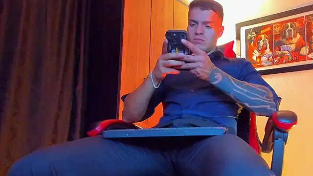 ALPHA DOMINUS  online show from January 7, 2026, 4:15 am