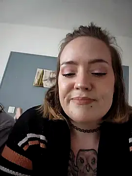 AndHerXO online show from December 19, 2025, 1:40 pm