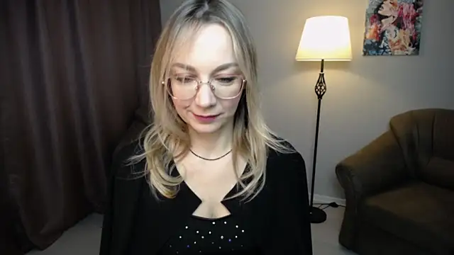 Ava Elior online show from November 14, 2025, 10:58 am