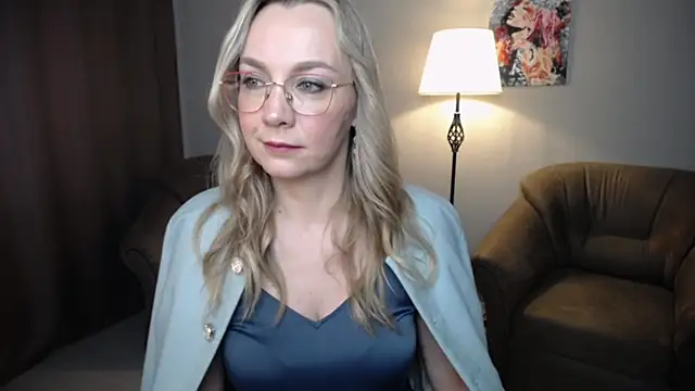 Ava Elior online show from May 12, 2026, 10:23 am