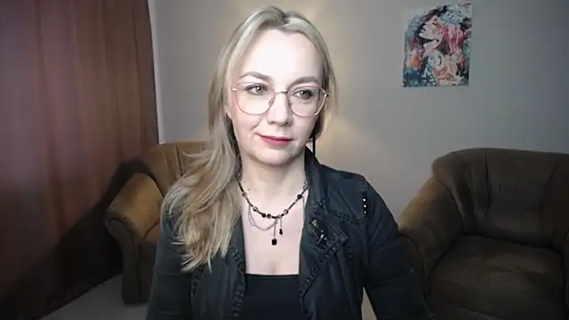 Ava Elior online show from May 28, 2026, 10:23 am