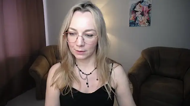 Snapshot of Ava_Elior chatting on June 21, 2026, 11:46 am Ava Elior online show from June 21, 2026, 11:46 am