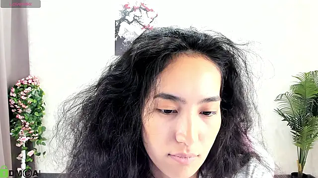 FlirtyAura online show from October 27, 2025, 7:01 am