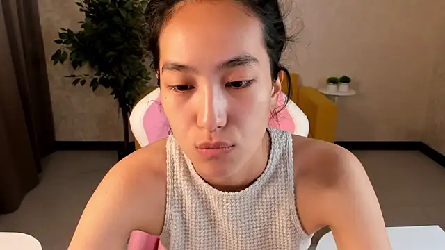 Snapshot of FlirtyAura chatting on July 10, 2026, 3:55 am FlirtyAura online show from July 10, 2026, 3:55 am
