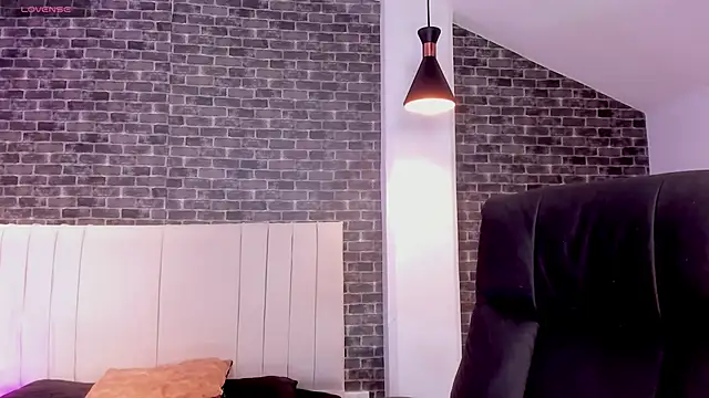 connorsmiith online show from March 25, 2026, 2:45 pm