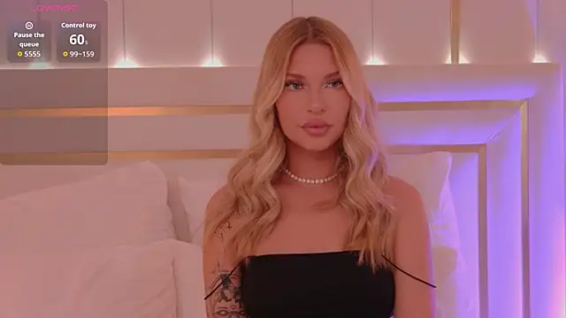 AriellaMelo online show from September 13, 2025, 5:51 am