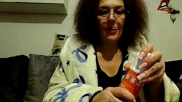 RubyyRosee online show from February 6, 2026, 6:51 am