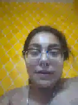 Lovelyrainn online show from November 4, 2025, 5:50 am