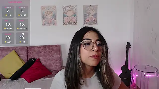 Snapshot of Susanahendrix chatting on January 7, 2026, 6:10 pm Susanahendrix online show from January 7, 2026, 6:10 pm
