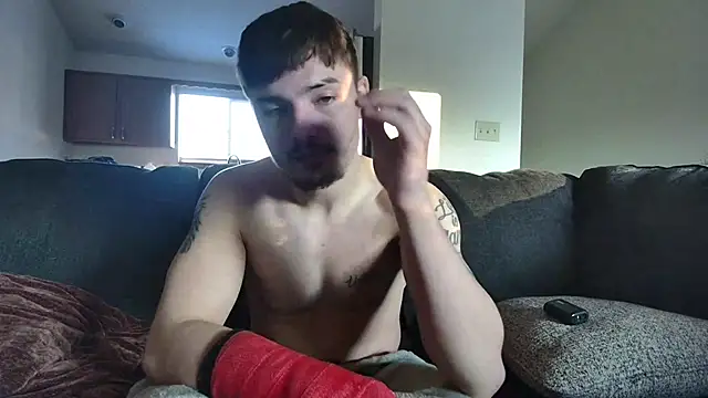 derekmontana2 online show from February 14, 2026, 11:23 pm