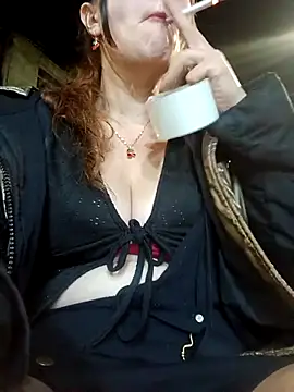 Snapshot of miss_berlyn chatting on February 6, 2026, 1:54 am miss berlyn online show from February 6, 2026, 1:54 am