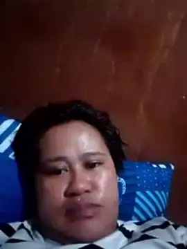 Snapshot of Marianne9822 chatting on December 2, 2025, 11:04 am Marianne9822 online show from December 2, 2025, 11:04 am