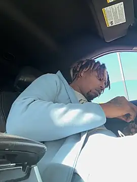 Snapshot of BigMfLuther chatting on December 15, 2025, 4:22 pm BigMfLuther online show from December 15, 2025, 4:22 pm