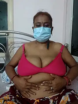 Snapshot of Barna_Love chatting on October 28, 2025, 6:32 pm Barna Love online show from October 28, 2025, 6:32 pm