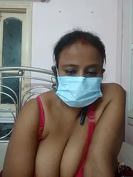 Snapshot of Barna_Love chatting on November 9, 2025, 5:44 pm Barna Love online show from November 9, 2025, 5:44 pm