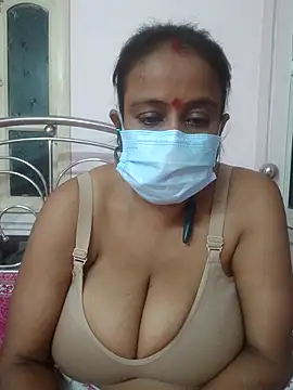 Snapshot of Barna_Love chatting on December 4, 2025, 5:43 pm Barna Love online show from December 4, 2025, 5:43 pm