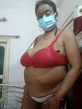 Snapshot of Barna_Love chatting on April 30, 2026, 6:36 pm Barna Love online show from April 30, 2026, 6:36 pm