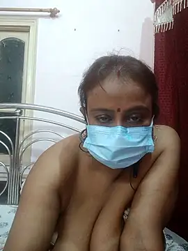 Snapshot of Barna_Love chatting on May 17, 2026, 5:42 pm Barna Love online show from May 17, 2026, 5:42 pm