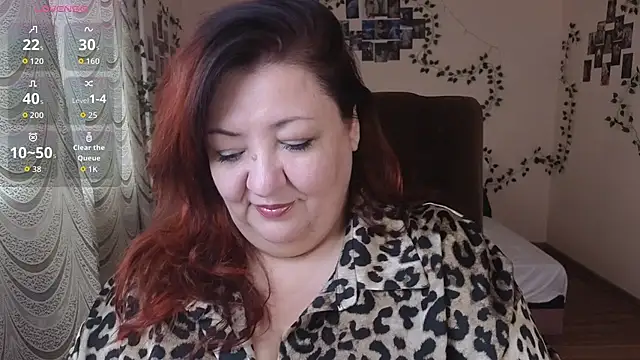 Ophelia Orbit online show from November 8, 2025, 8:47 am