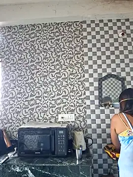 Snapshot of SIMIHOT chatting on March 17, 2026, 8:28 am SIMIHOT online show from March 17, 2026, 8:28 am